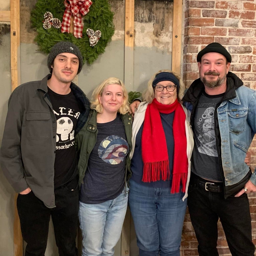 Meet your Posher, Elaine